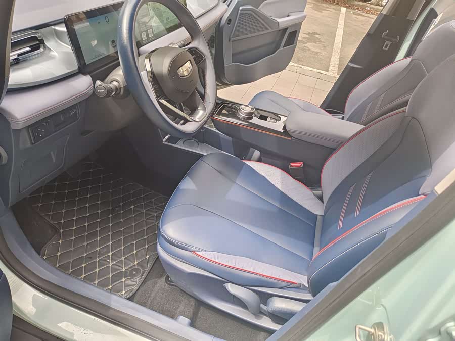 Geely Geometry E Firefly 2023 401KM Linglong Tiger 5-seater - zdjęcie 9