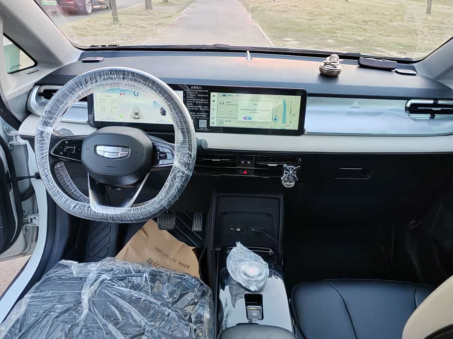 Geely Geometry E Firefly 2023 401KM Thunder Tiger 5-seater - zdjęcie 13