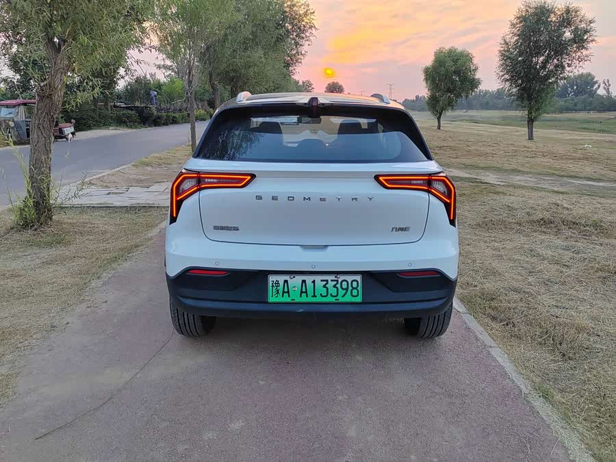 Geely Geometry E Firefly 2023 401KM Thunder Tiger 5-seater - zdjęcie 5