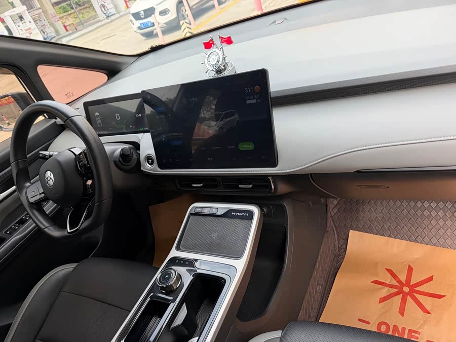HYCAN Z03 2022 430km Trend Edition 135kW 55.5kWh - zdjęcie 8