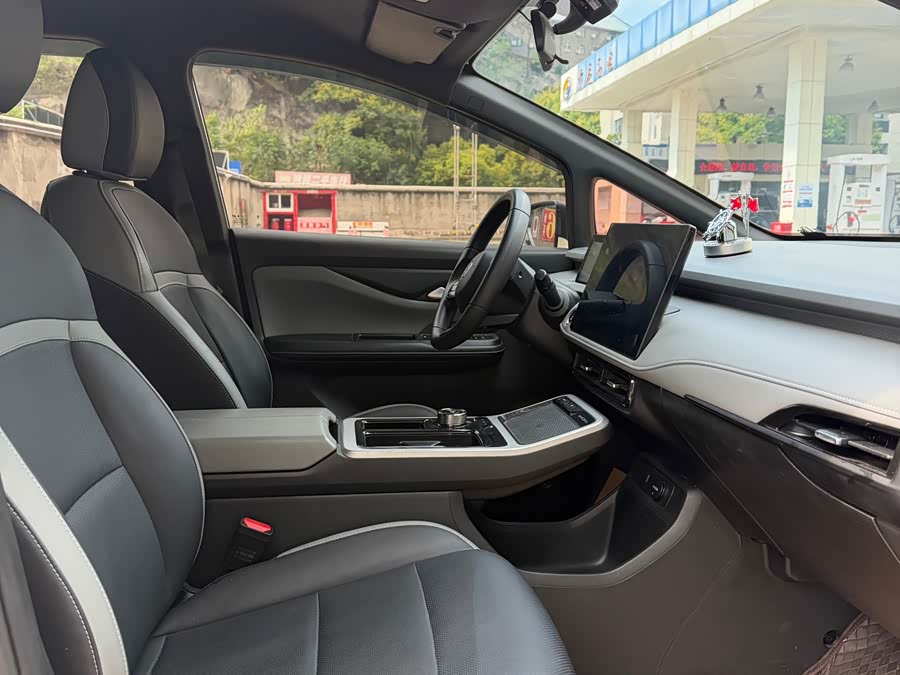 HYCAN Z03 2022 430km Trend Edition 135kW 55.5kWh - zdjęcie 10