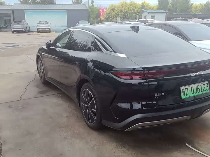 Han L 2025 EV 701KM Laser Radar Flagship - zdjęcie 17