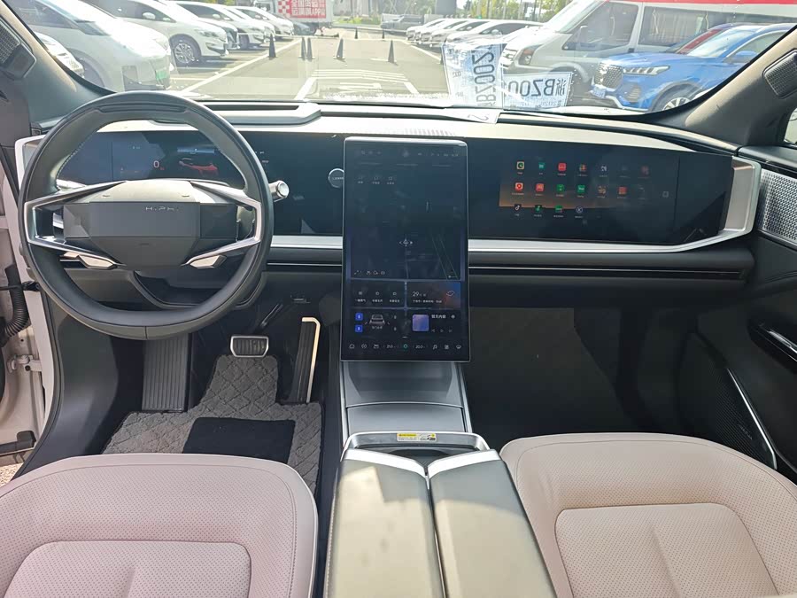 HiPhi Y 2023 560km Pioneer - zdjęcie 4