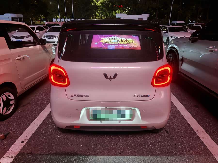 Hongguang MINIEV 2025 4th Generation 4-Door Premium+ - zdjęcie 3