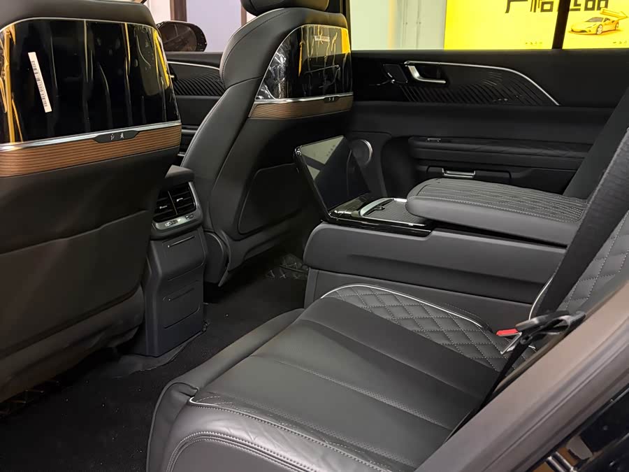 Hongqi E-HS9 2022 660km Flagship 4-Seater - zdjęcie 8