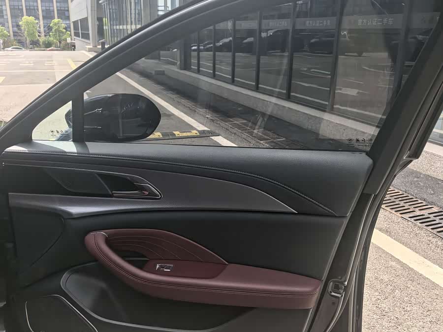 Hongqi H5 2023 2.0T Auto Intelligent Connectivity Flagship - zdjęcie 6