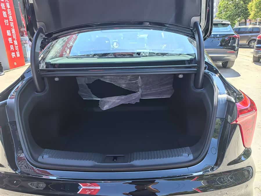 Hongqi H5 2025 2.0T Auto Qichang - zdjęcie 8
