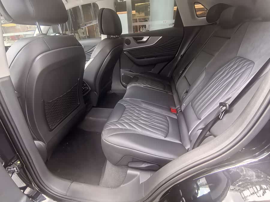 Hongqi HS5 2023 2.0T Flagship Pro - zdjęcie 9