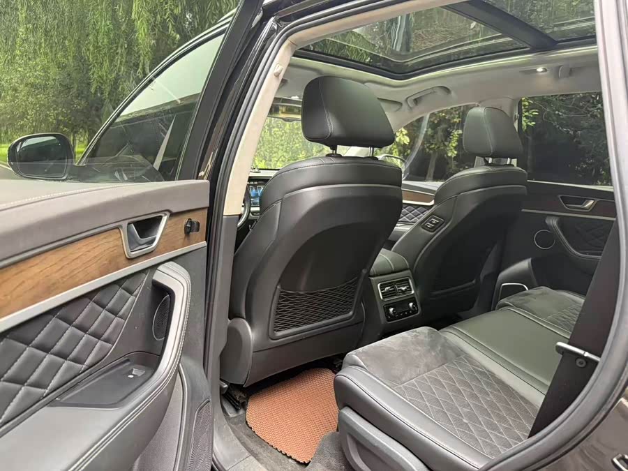 Hongqi HS7 2022 3.0T Auto 4WD Intelligent Flagship 5-Seater - zdjęcie 8