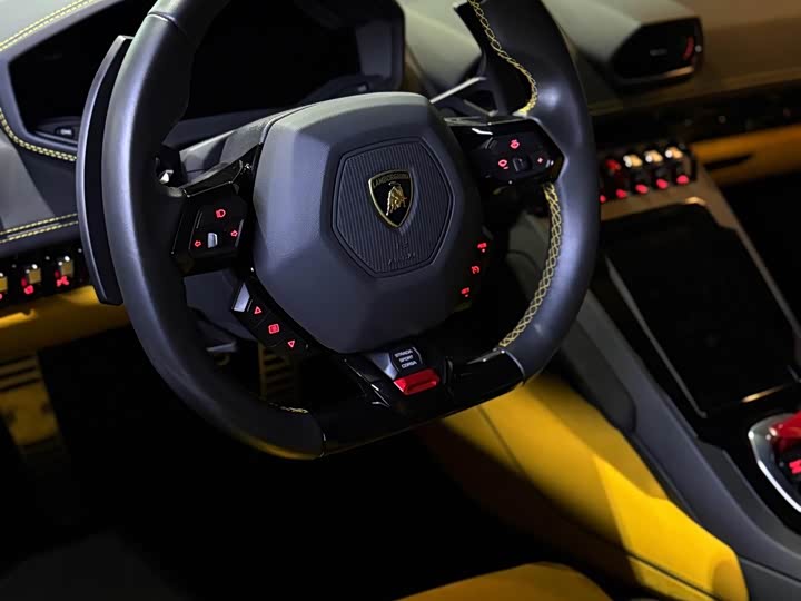 Huracán EVO RWD - zdjęcie 19