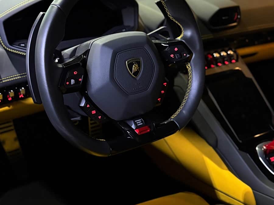 Huracán EVO RWD - zdjęcie 6