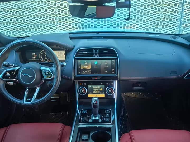 Jaguar XEL 2024 2.0T 200PS R-DYNAMIC Youth Sport - zdjęcie 18