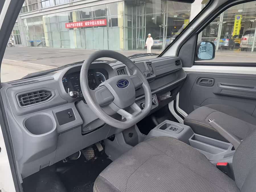 Jiangtuan E7 2025 Entrepreneur Edition 41.86kWh 6-seater - zdjęcie 4