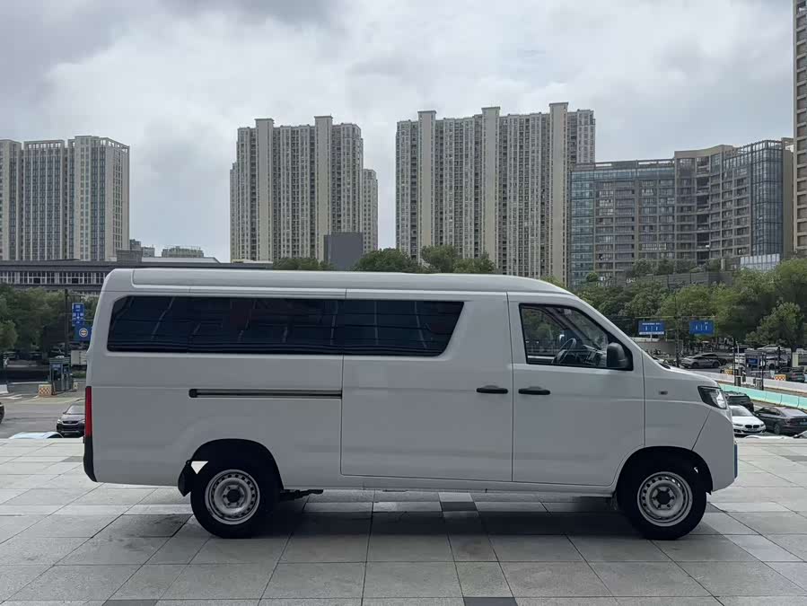 Jiangtuan E7 2025 Entrepreneur Edition 41.86kWh 6-seater - zdjęcie 5