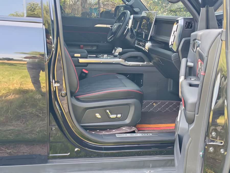 Jietu Traveler 2025 2.0T DCT XWD Cross+ - zdjęcie 5