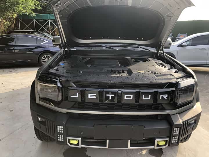 Jietu Traveler 2025 2.0T XWD Auto Conquer - zdjęcie 15