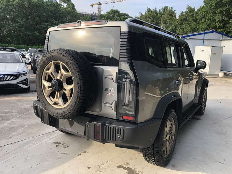 Jietu Traveler 2025 2.0T XWD Auto Conquer - zdjęcie 5