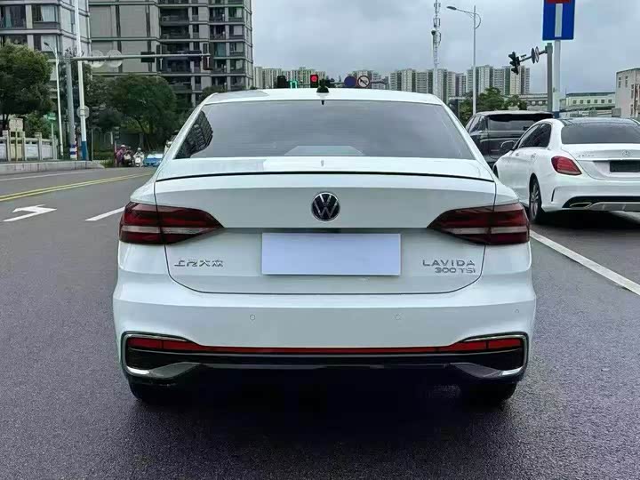 LAVIDA 2024 300TSI DSG Starry Full Version - zdjęcie 17