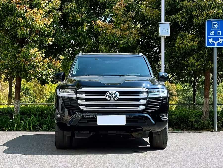 Land Cruiser LC300 2025 3.5T Auto - zdjęcie 3