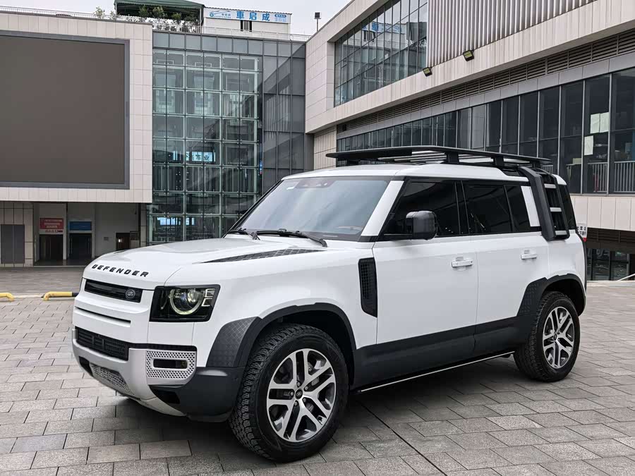 Land Rover Defender 2024 110 3.0T P400 Dark Special Edition - zdjęcie 1