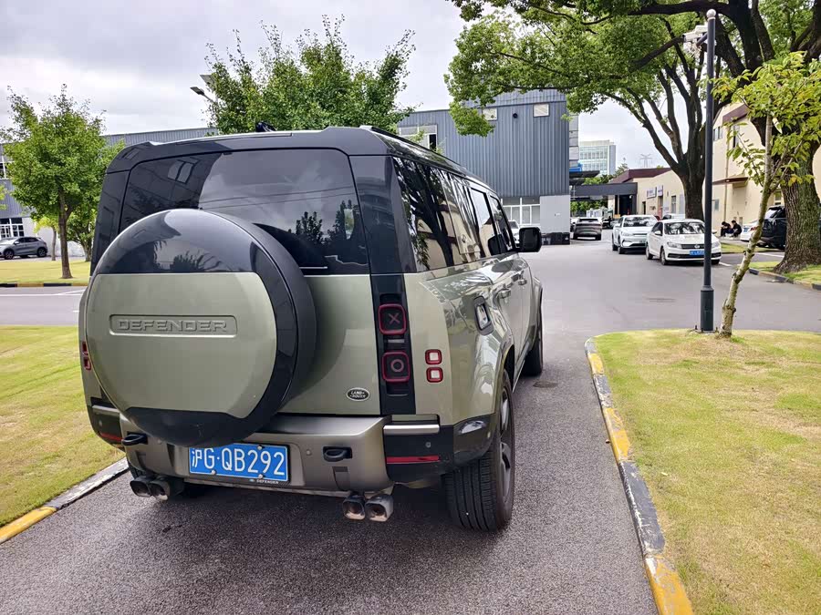 Land Rover Defender 2024 110 3.0T P400 X-DYNAMIC HSE - zdjęcie 4