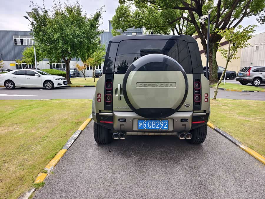 Land Rover Defender 2024 110 3.0T P400 X-DYNAMIC HSE - zdjęcie 5