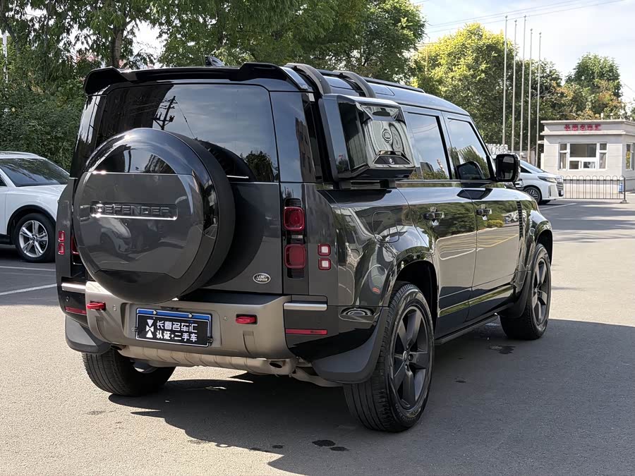 Land Rover Defender 2024 110 3.0T P400 XS - zdjęcie 4