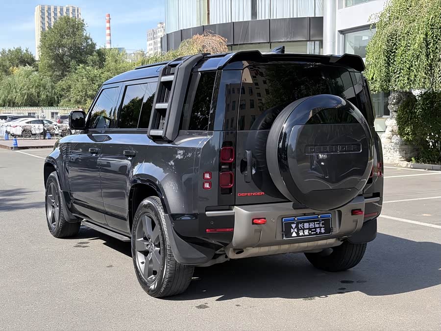 Land Rover Defender 2024 110 3.0T P400 XS - zdjęcie 6
