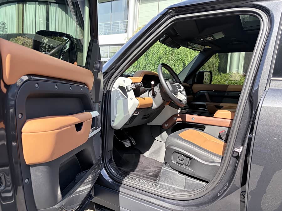 Land Rover Defender 2024 110 3.0T P400 XS - zdjęcie 7