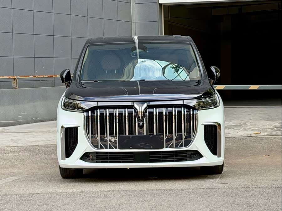 Lantu Dreamer 2024 PHEV Long Range Luxury - zdjęcie 2