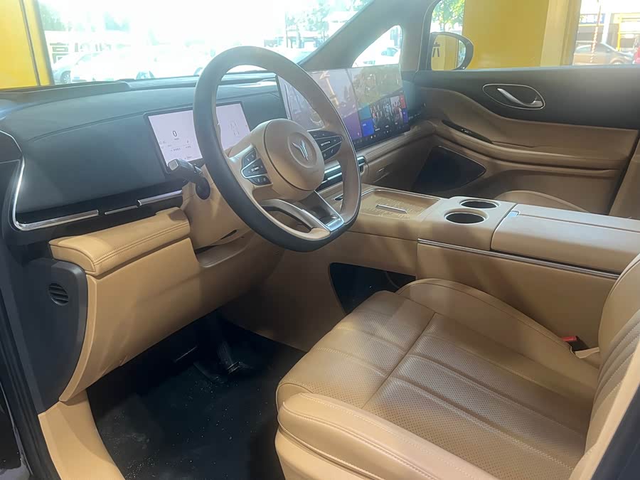 Lantu Dreamer 2025 PHEV 4WD Flagship Kunpeng - zdjęcie 4