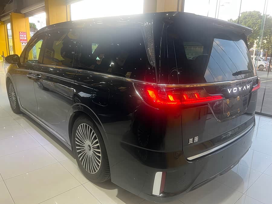 Lantu Dreamer 2025 PHEV 4WD Flagship Kunpeng - zdjęcie 10