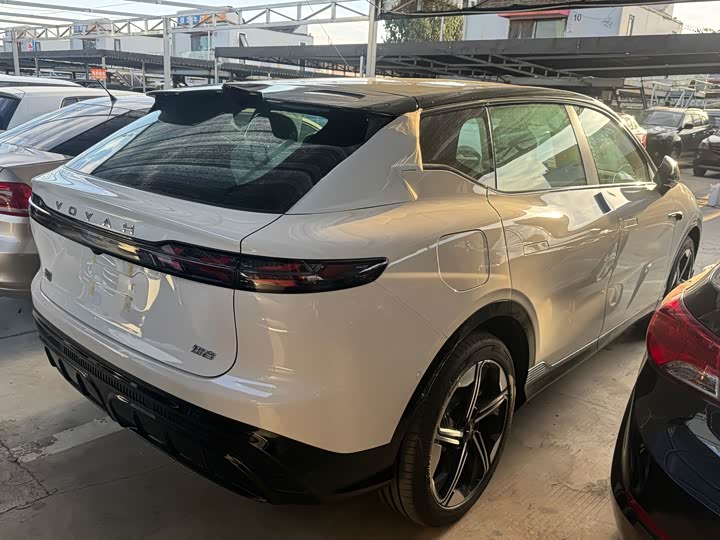 Lantu Zhiyin 2025 Rear Drive Qian Kun Version - zdjęcie 16