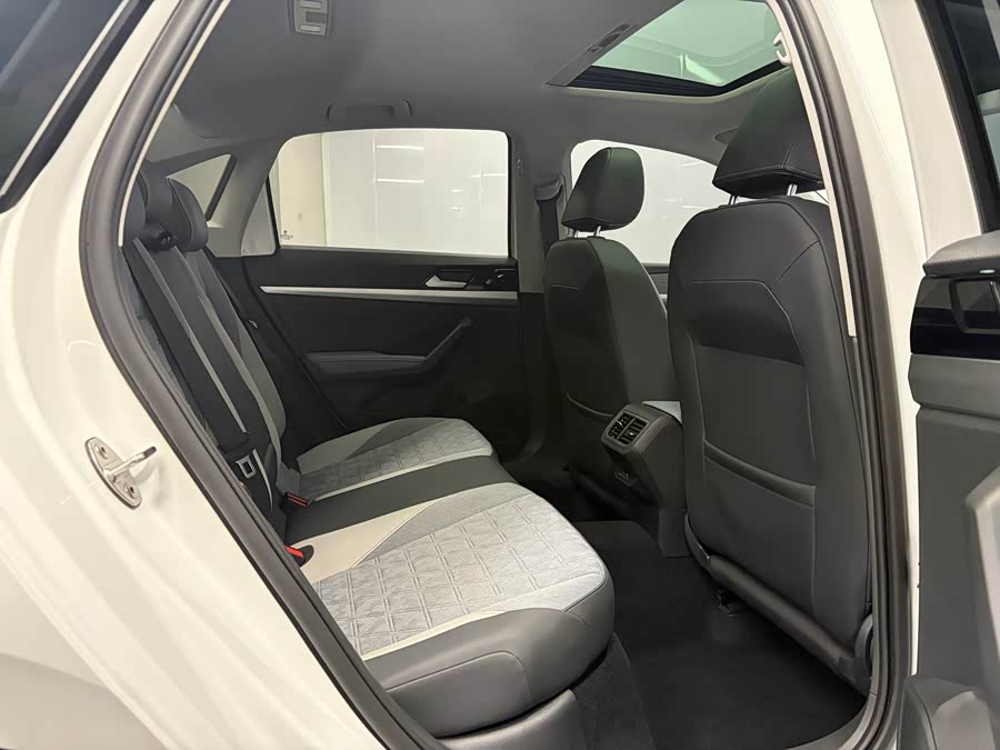 Lavida 2023 280TSI DSG Full Version - zdjęcie 13
