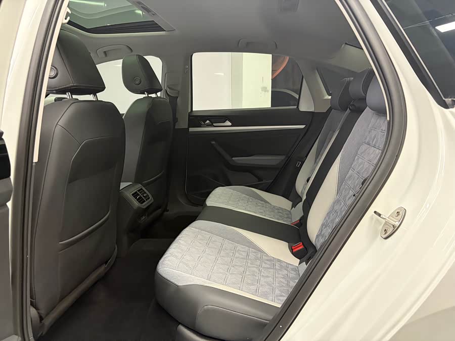 Lavida 2023 280TSI DSG Full Version - zdjęcie 15