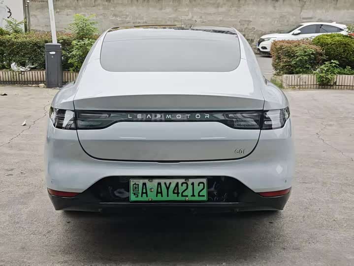 Leapmotor C01 2023 525 Comfort Edition - zdjęcie 12