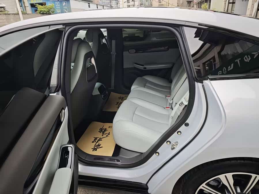 Leapmotor C01 2023 525 Comfort Edition - zdjęcie 7