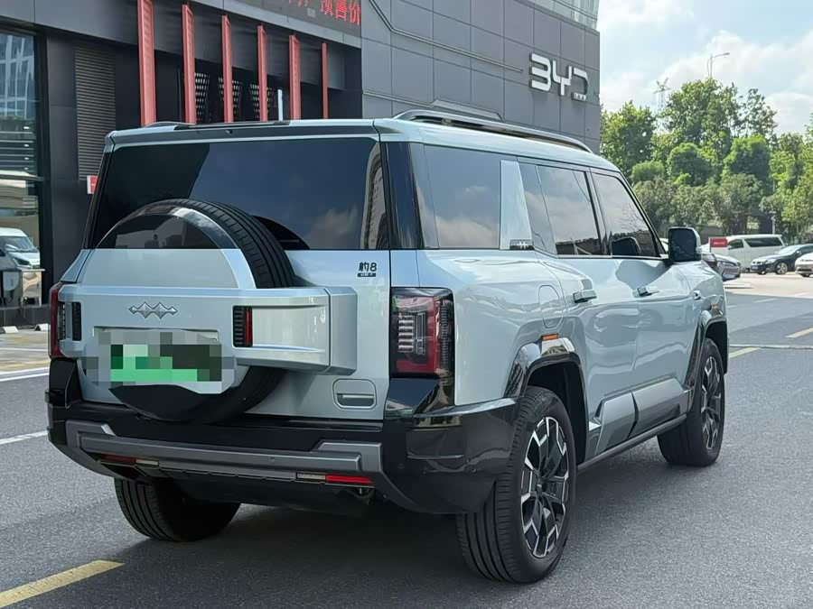 Leopard 8 2025 2.0T Intelligent Flagship 7-Seater - zdjęcie 5