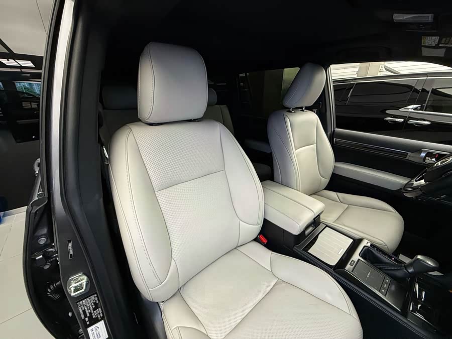 Lexus GX 2023 460 US Version - zdjęcie 12