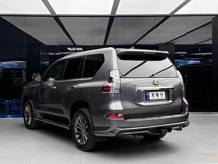 Lexus GX 2023 460 US Version - zdjęcie 17