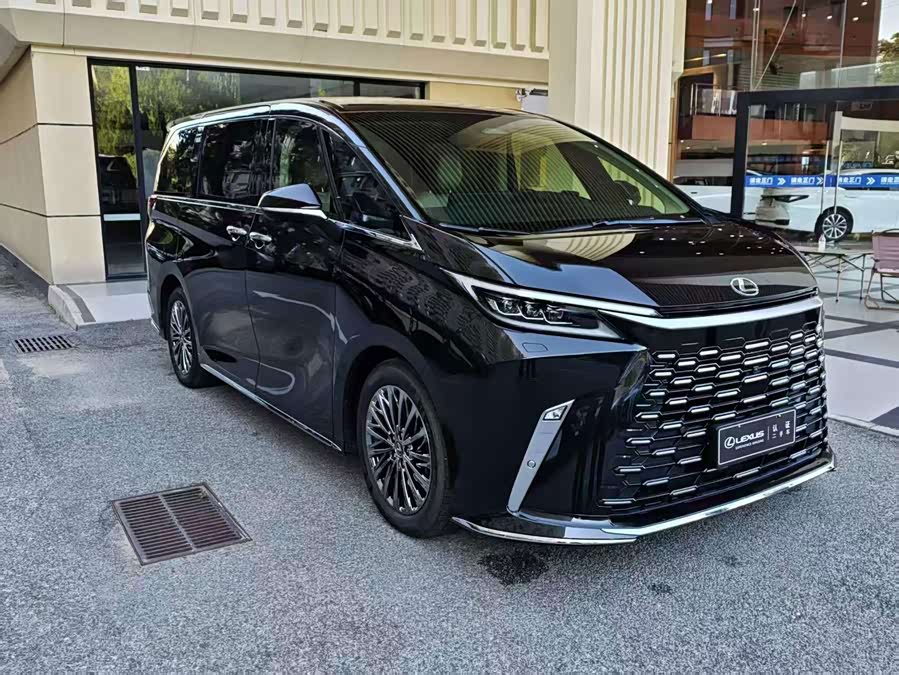 Lexus LM 2023 500h 6-Seater Prestige - zdjęcie 7