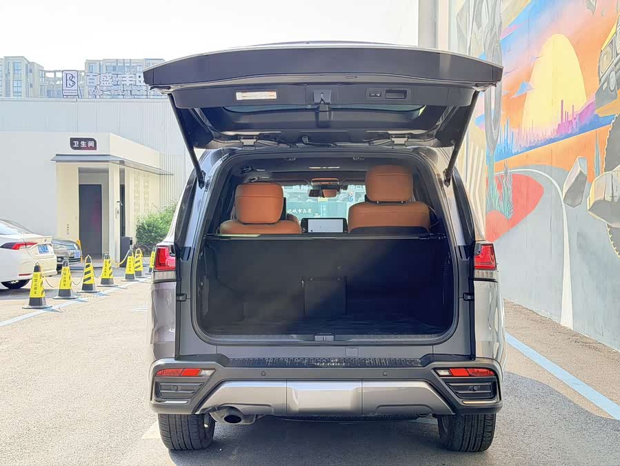 Lexus LX 2022 600 Middle East Edition - zdjęcie 7