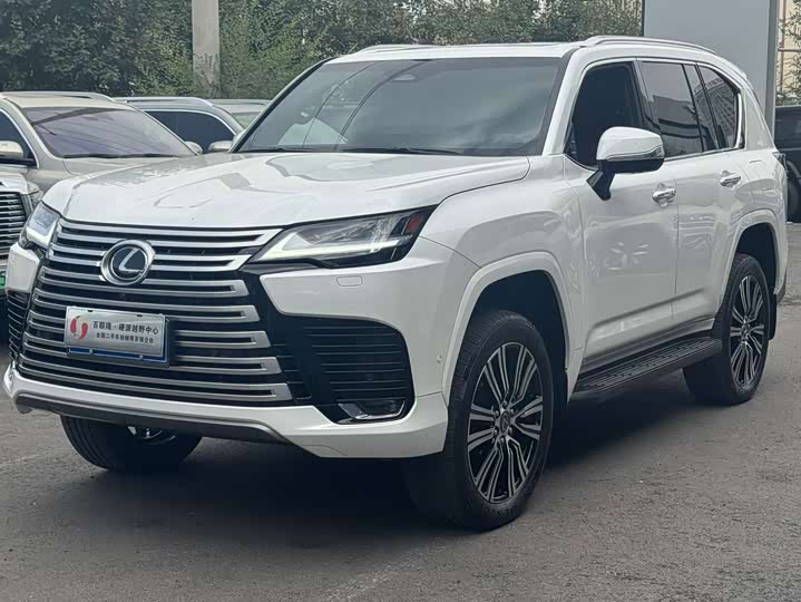Lexus LX 2025 700h Executive - zdjęcie 17