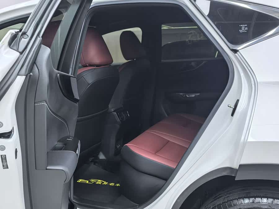 Lexus NX 2023 350h FWD Sport - zdjęcie 11