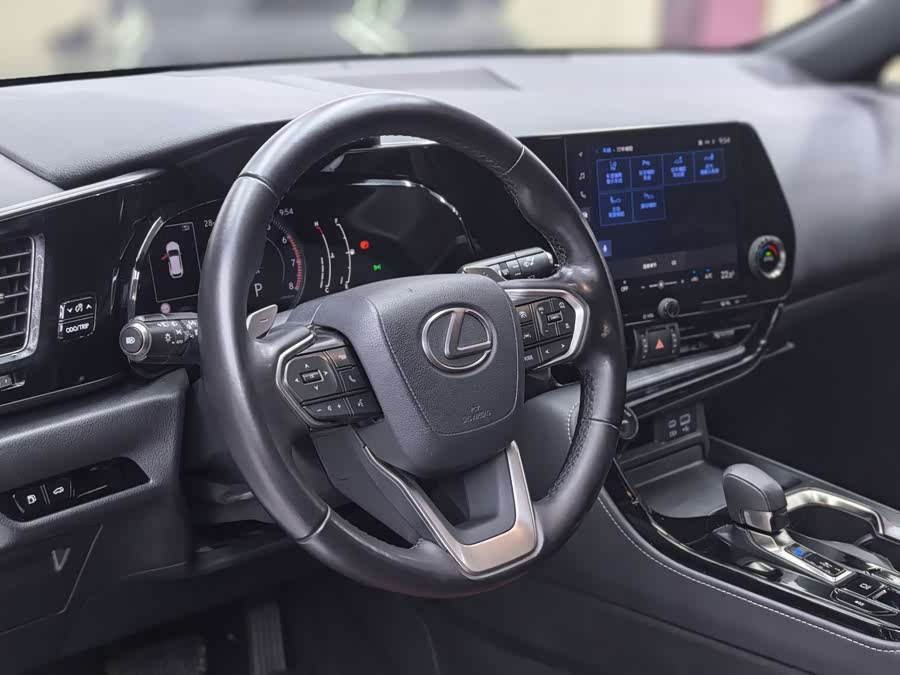 Lexus NX 2023 350h FWD Sport - zdjęcie 14