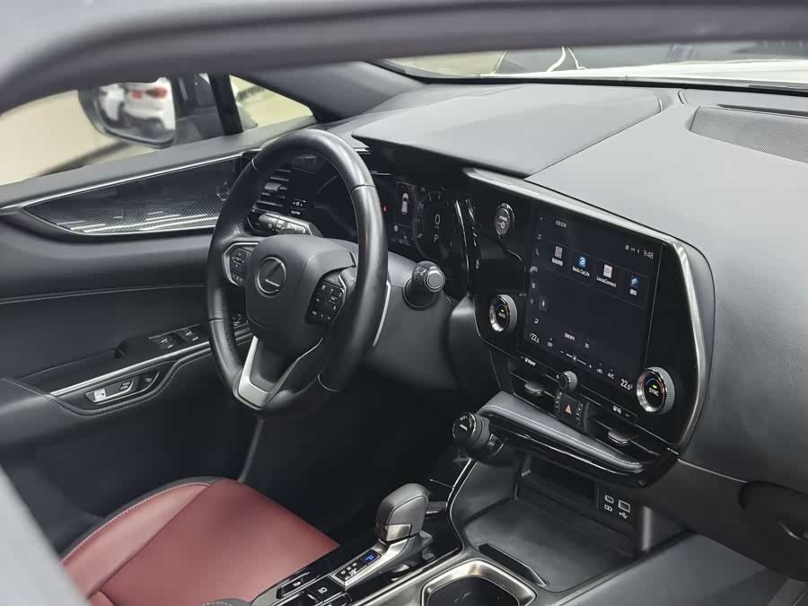 Lexus NX 2023 350h FWD Sport - zdjęcie 20