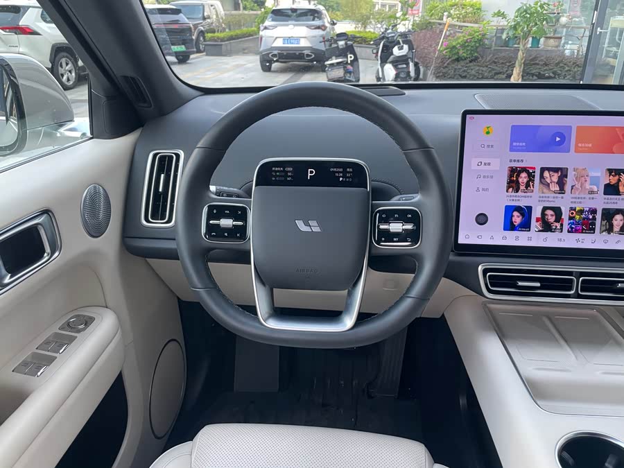 Li Auto L6 2025 Pro Intelligent Renewal Version - zdjęcie 8