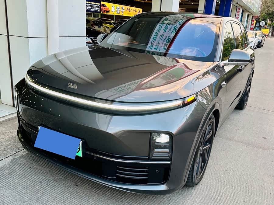 Li Auto L7 2023 Pro - zdjęcie 1