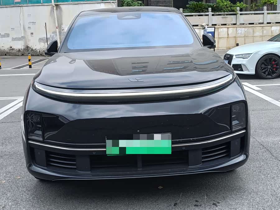 Li Auto L7 2023 Pro - zdjęcie 2