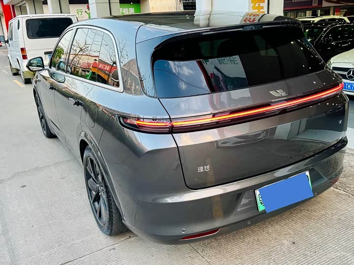 Li Auto L7 2023 Pro - zdjęcie 13